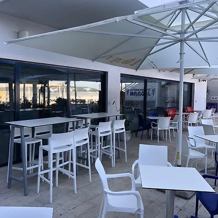 Jadran Apartmán *