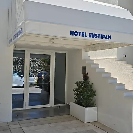Sustipan Hotel