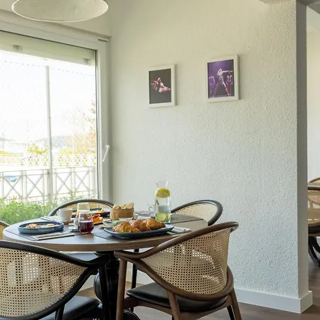 Sustipan Hotel